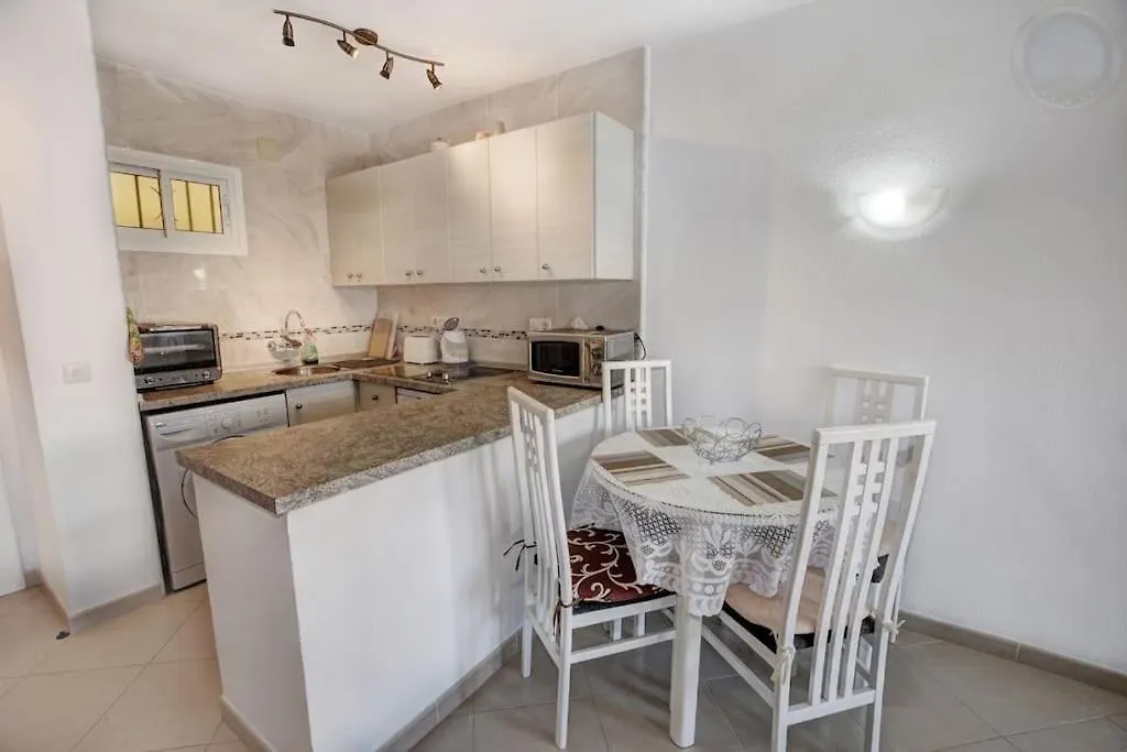 Minerva Sea View Apartment, 5 Pools, Balcony Benalmadena Apartment